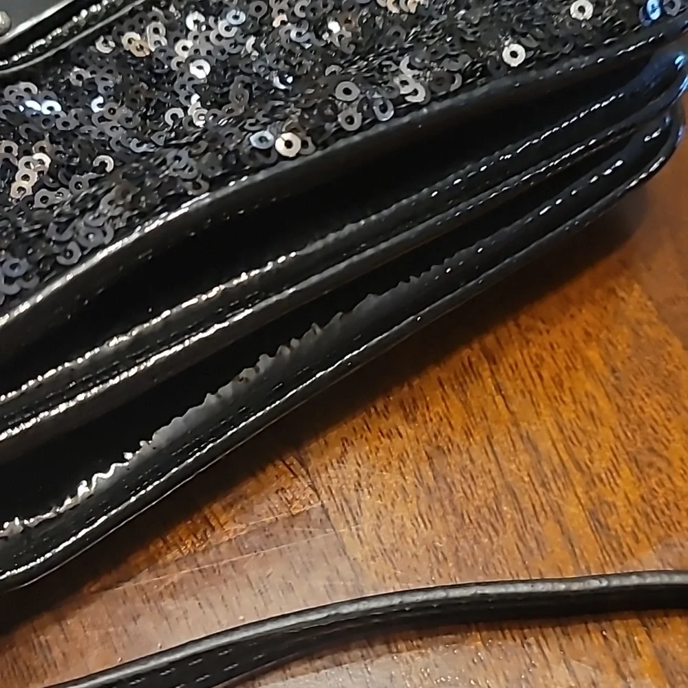 Sequin Crossbody Bag - Picture 3 of 12